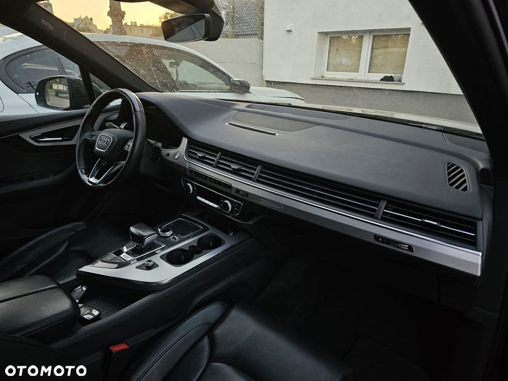 Audi SQ7 4.0 TDI Quattro Tiptronic - 23