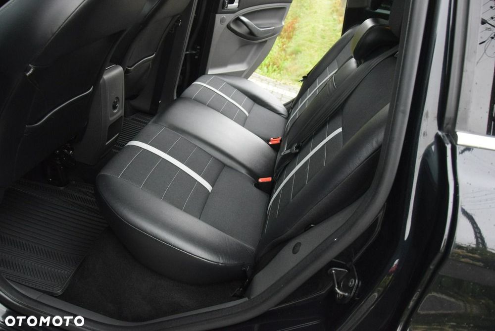 Ford Kuga 2.0 TDCi 4x4 Titanium - 24