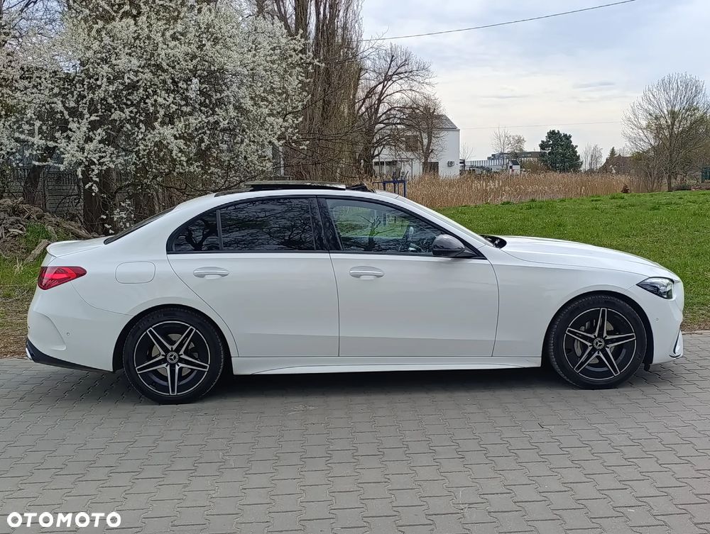 Mercedes-Benz Klasa C 300 d mHEV AMG - 3