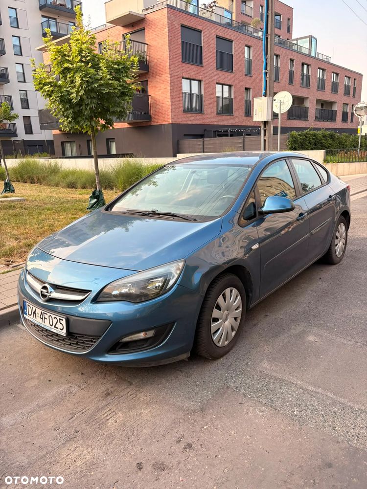 Opel Astra - 3