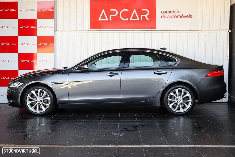 Jaguar XF 2.0 D R-Sport Aut. - 6