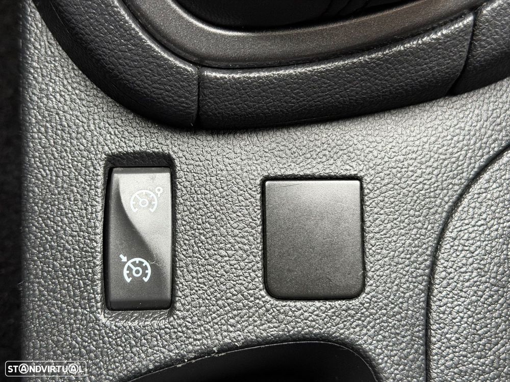 Renault Clio 0.9 TCe Limited - 27