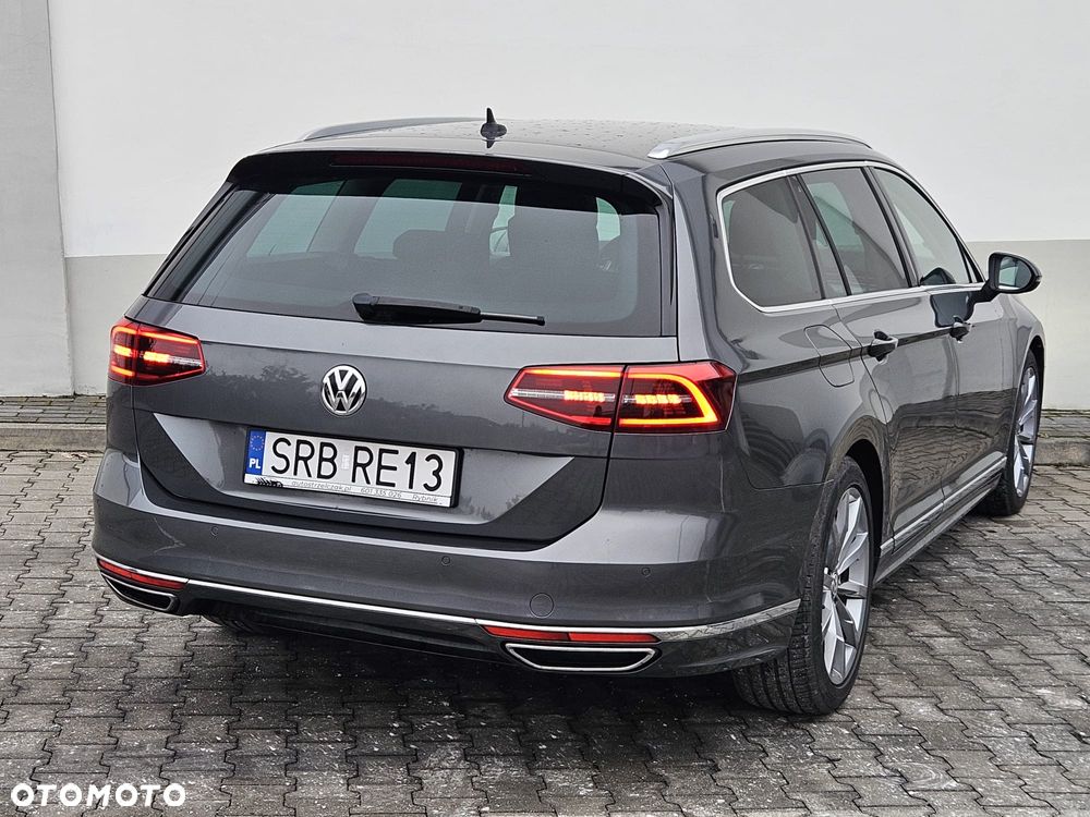 Volkswagen Passat - 4