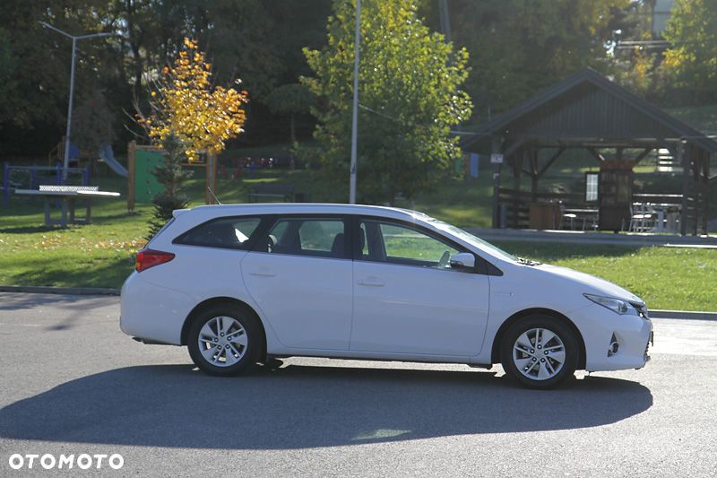 Toyota Auris 1.8 HSD Luna - 5