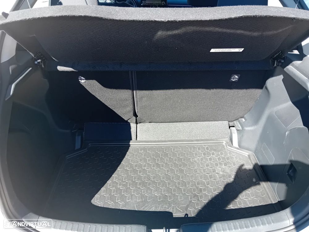 Toyota Yaris - 7