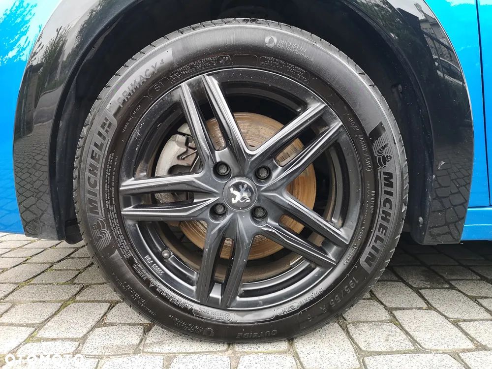 Peugeot 208 Allure - 30