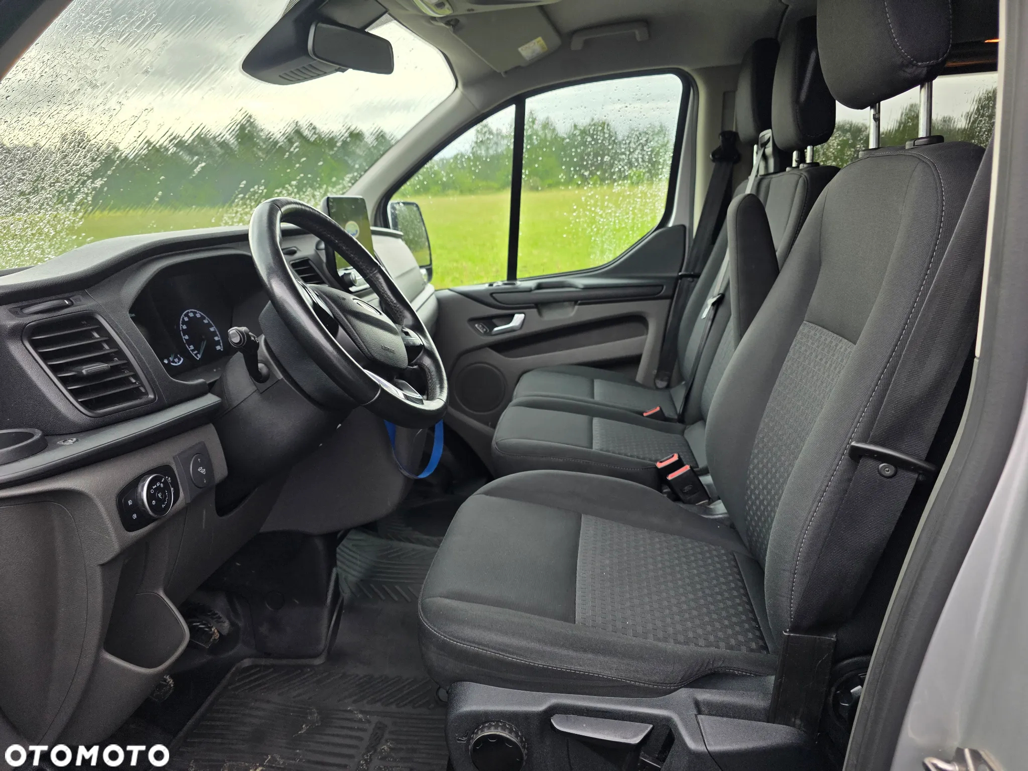 Ford Transit Custom - 13