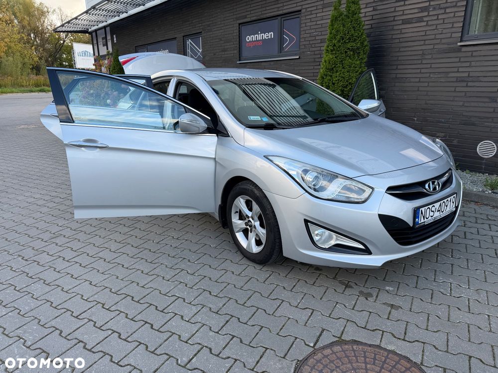 Hyundai i40 - 11