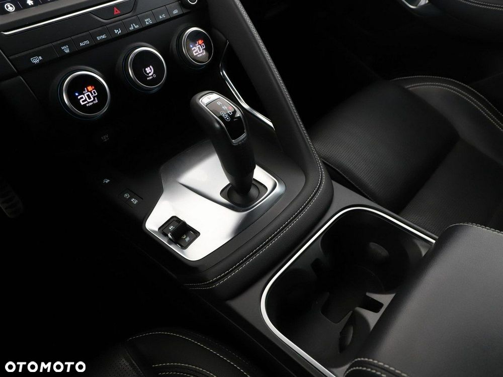 Jaguar E-Pace P200 AWD R-Dynamic S - 30
