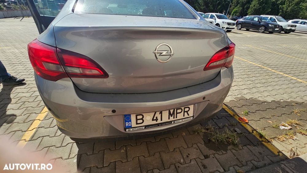 Opel Astra - 6