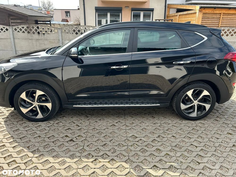 Hyundai Tucson 2.0 CRDI BlueDrive Style 2WD - 6