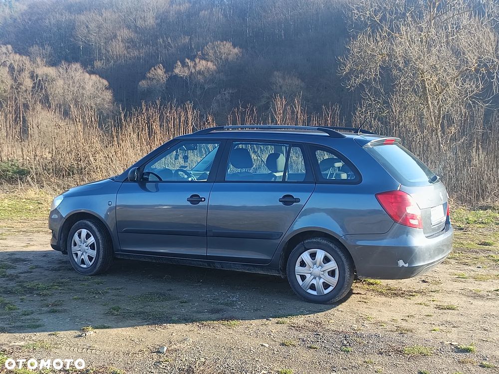 Skoda Fabia - 11