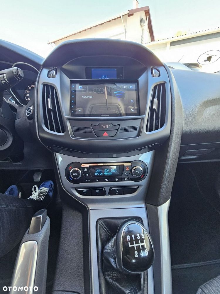 Ford Focus 1.6 EcoBoost Gold X (Edition) - 25