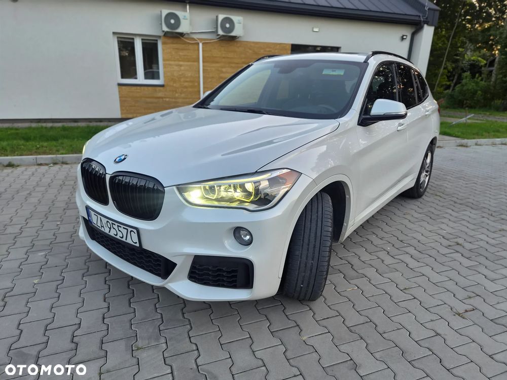 BMW X1 xDrive25i M Sport - 4