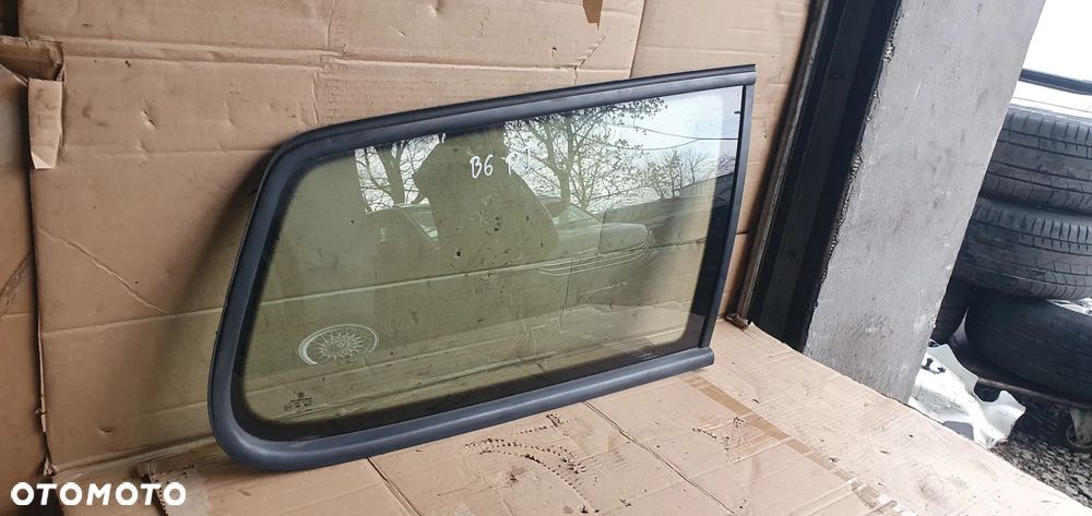 Szyba prawy tył tylna prawa karoseryjna VW Passat B6 AS2 09r - 3