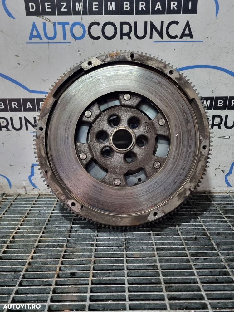 Volanta Volkswagen Tiguan 5N Facelift 2.0 TDI 2011 - 2015 140CP Manuala 6 Trepte CFFB ... - 2