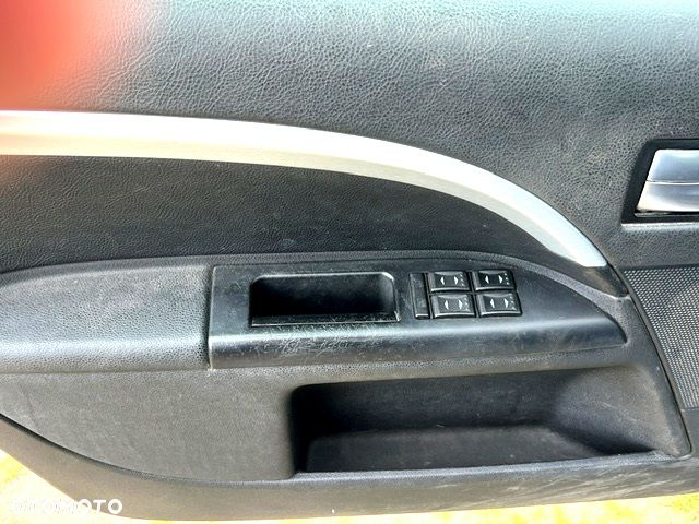 Ford Mondeo 1.8 Silver X - 12