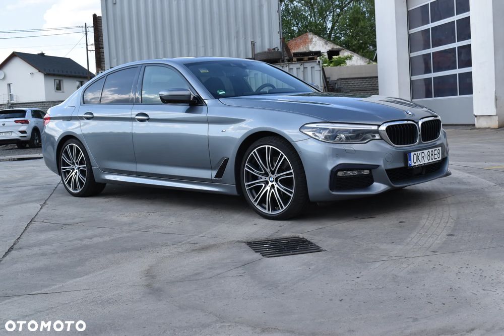 BMW Seria 5 530d xDrive M Sport sport - 9