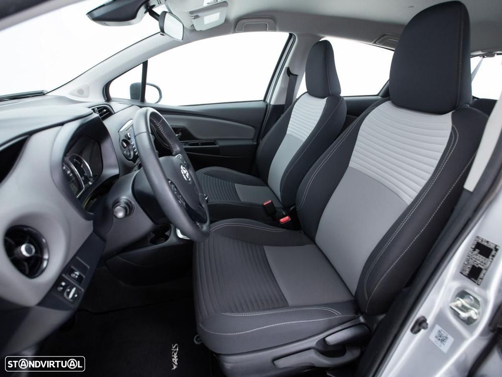 Toyota Yaris 1.0 VVT-i Comfort — fotografia 7