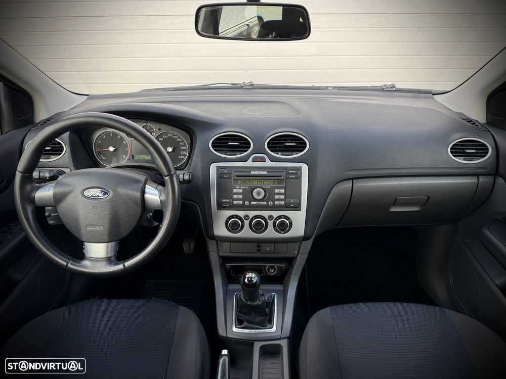 Ford Focus 1.4 16V Sport - 6