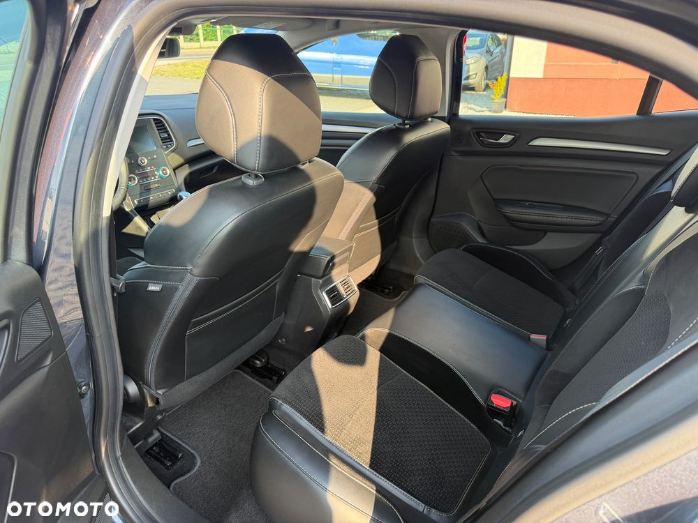 Renault Megane ENERGY TCe 130 LIMITED - 18