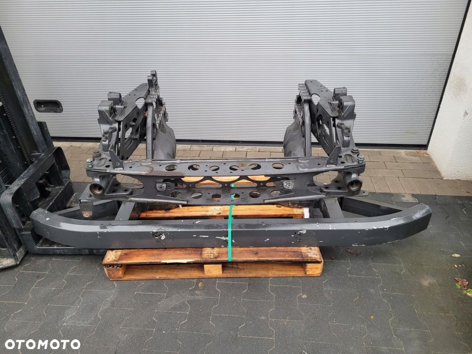 STREFA ZGNIOTU MERCEDES ACTROS MP4 STANDARD - 1