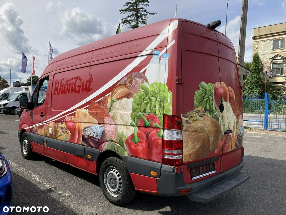 Mercedes-Benz Sprinter - 11