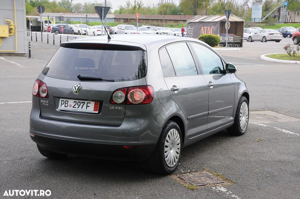 Volkswagen Golf Plus 1.6 FSI Comfortline - 3