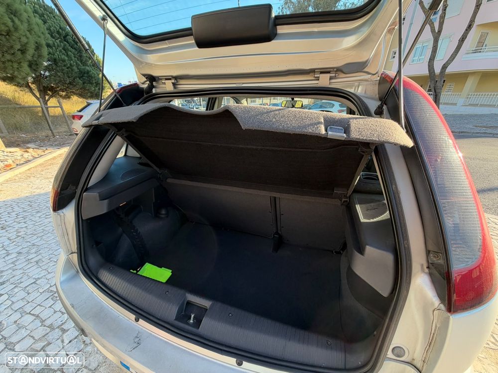 Opel Corsa 1.2 16V Confort - 9