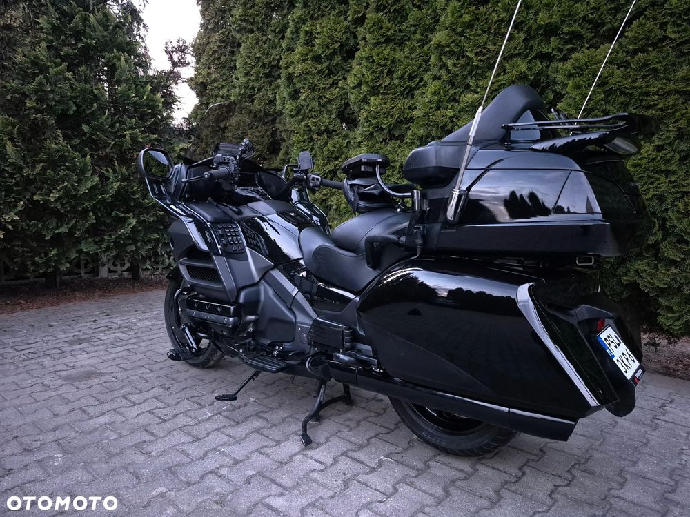 Honda GL - 5