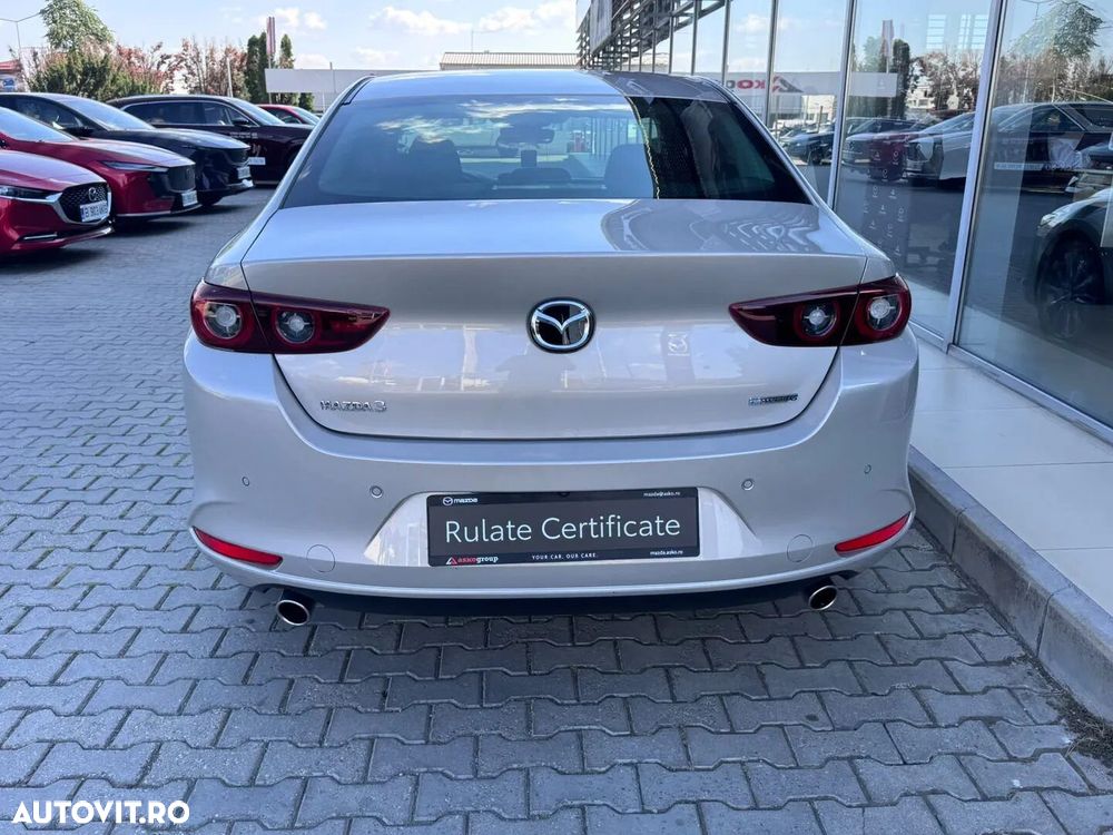 Mazda 3 - 7