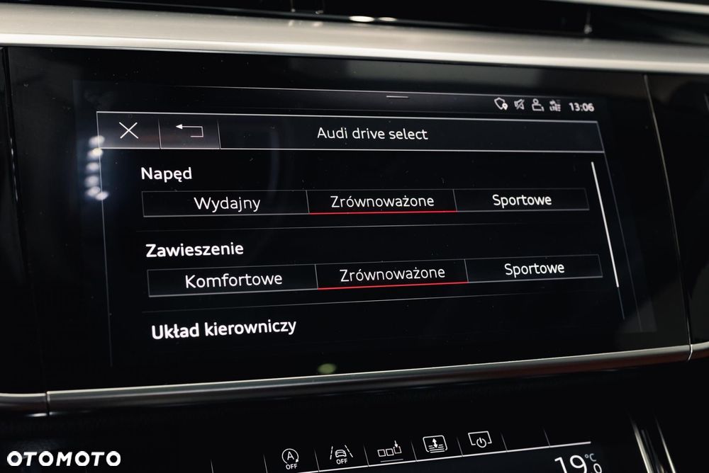 Audi A8 55 TFSI mHEV Quattro Tiptr - 24