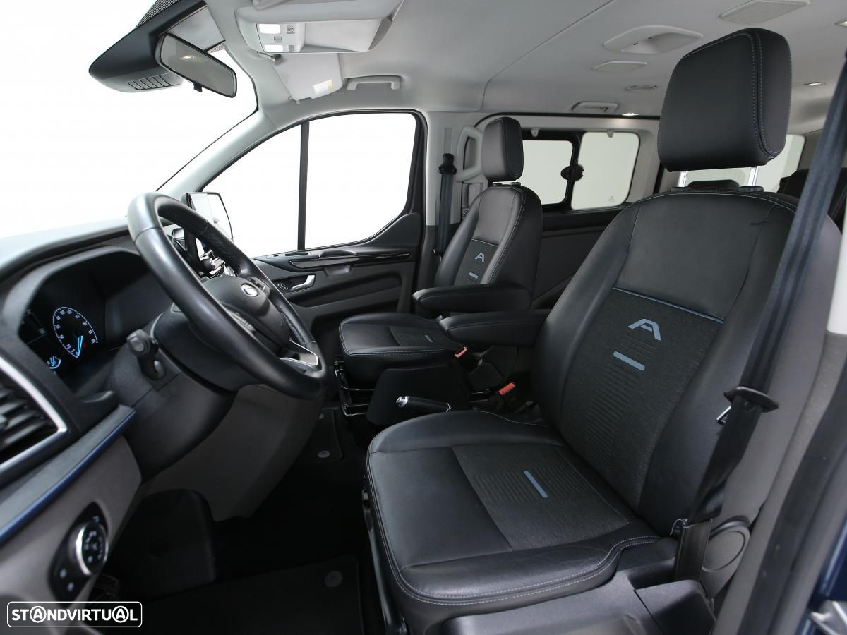 Ford Tourneo Custom - 8