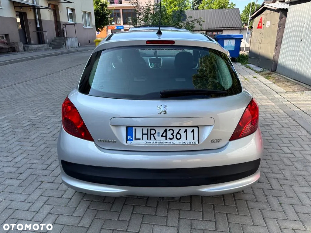 Peugeot 207 - 5