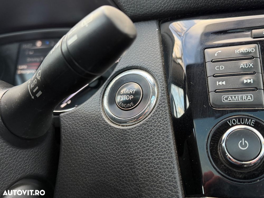 Nissan Qashqai 1.6 DCI N-Connecta - 18