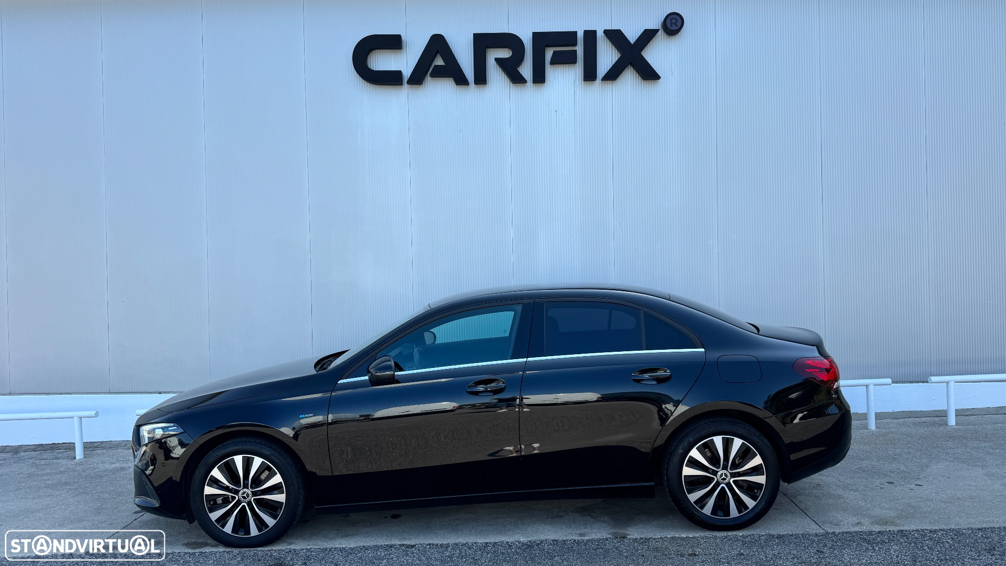 Mercedes-Benz A 250 Limousine e Style Plus - 4