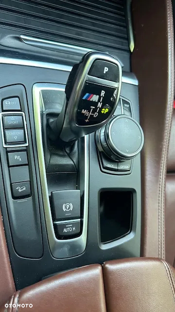 BMW X6 M50d - 30