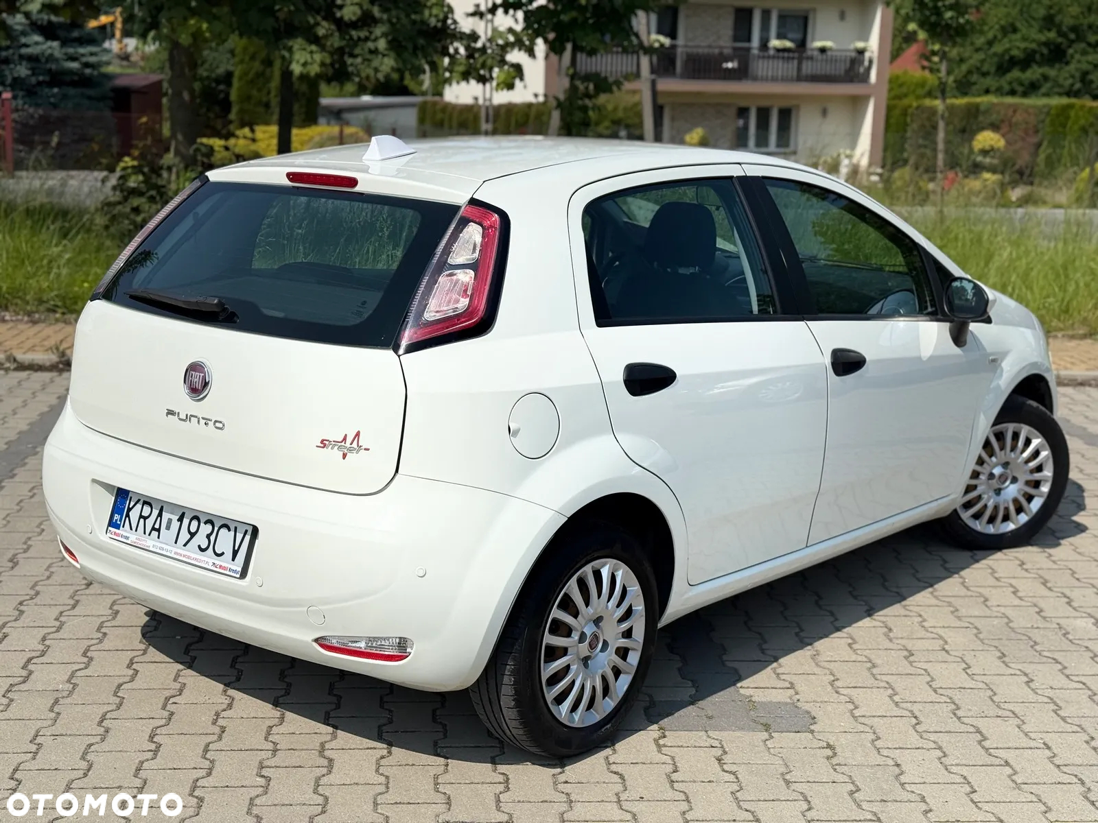 Fiat Grande Punto - 10