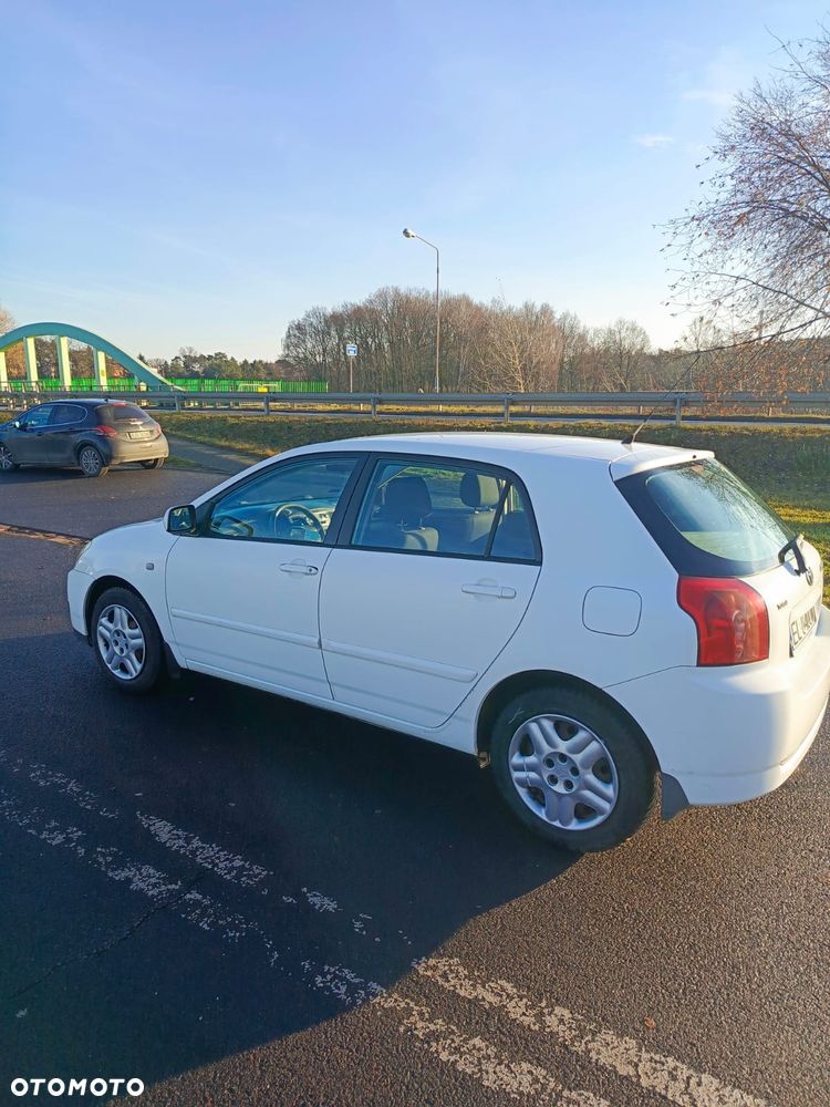 Toyota Corolla 1.4 VVT-i Terra Polaris - 25