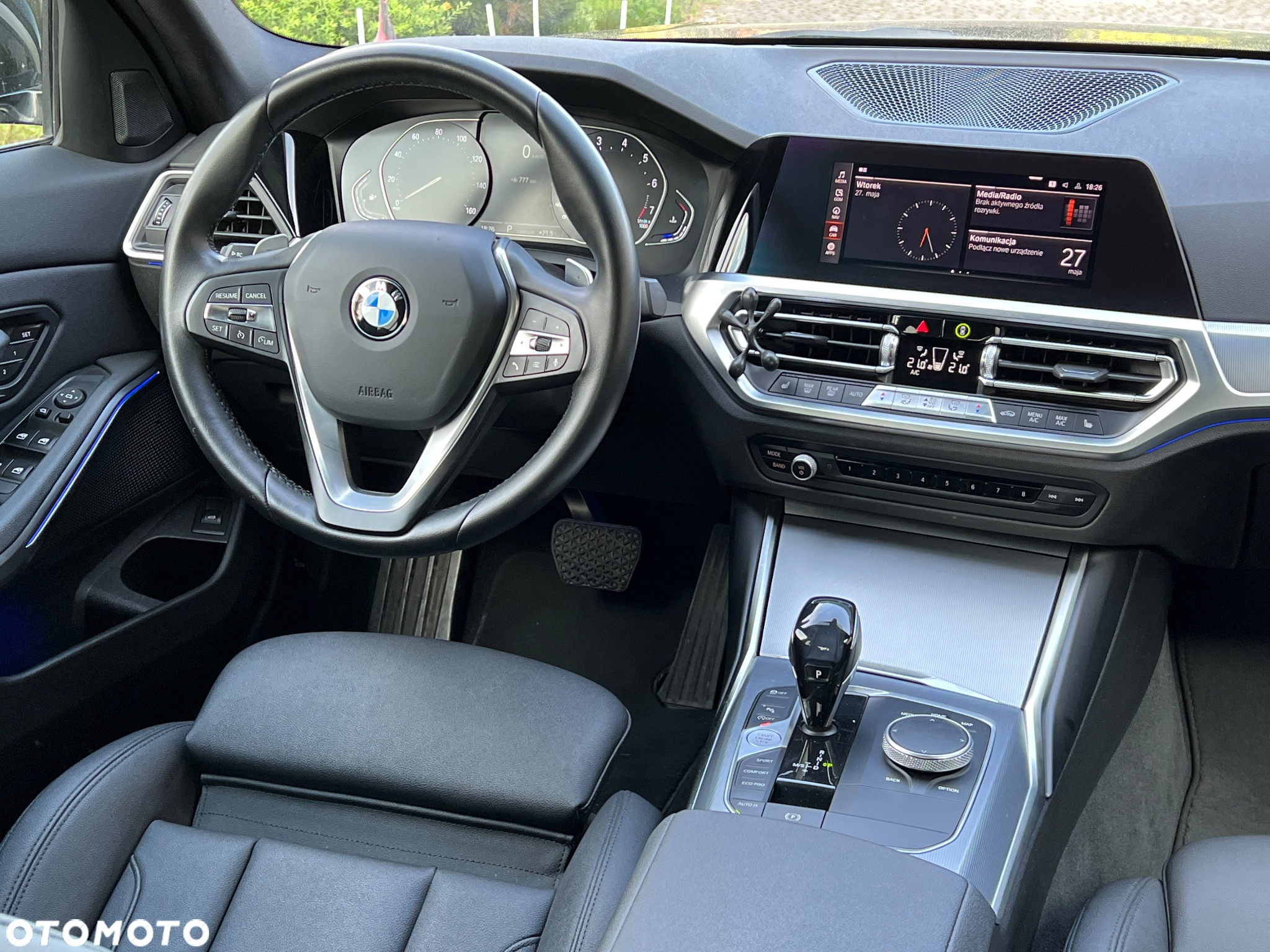 BMW Seria 3 330i Advantage - 24
