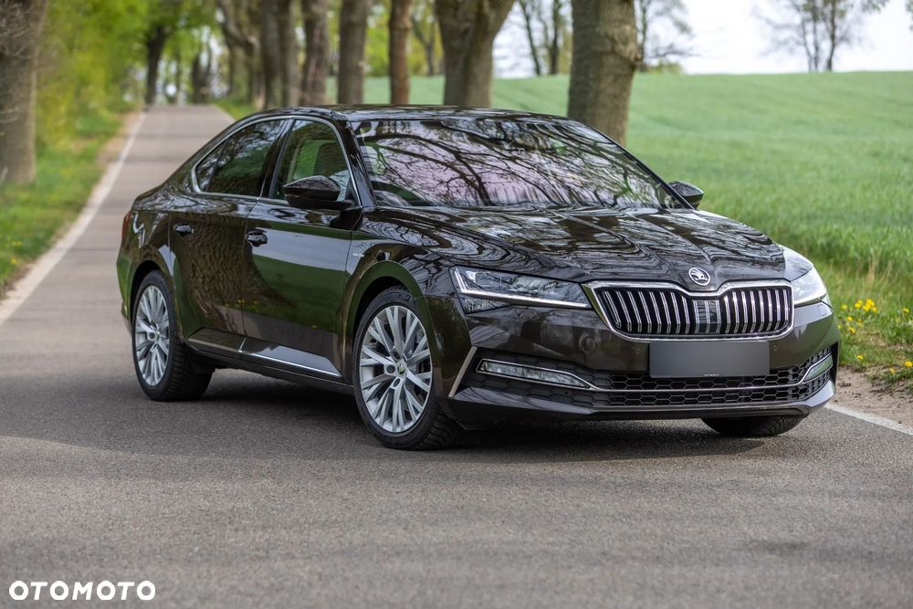Skoda Superb 2.0 TSI 4x4 L&K DSG - 2
