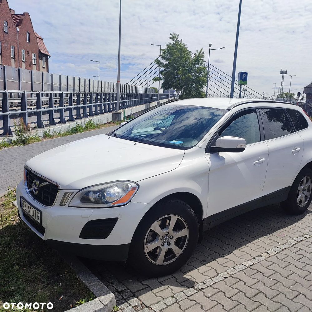 Volvo XC 60 - 2