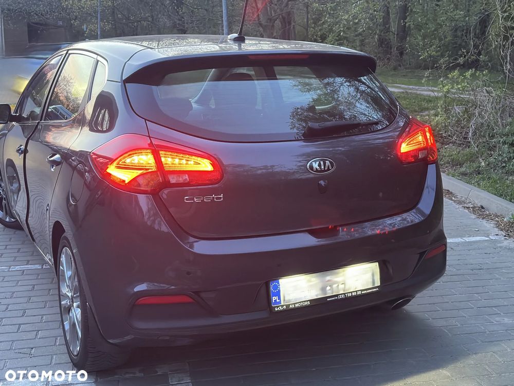 Kia Ceed 1.6 GDI DCT Spirit - 9