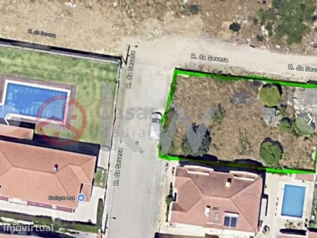 Terreno com área total de 350m² em Fernão Ferro