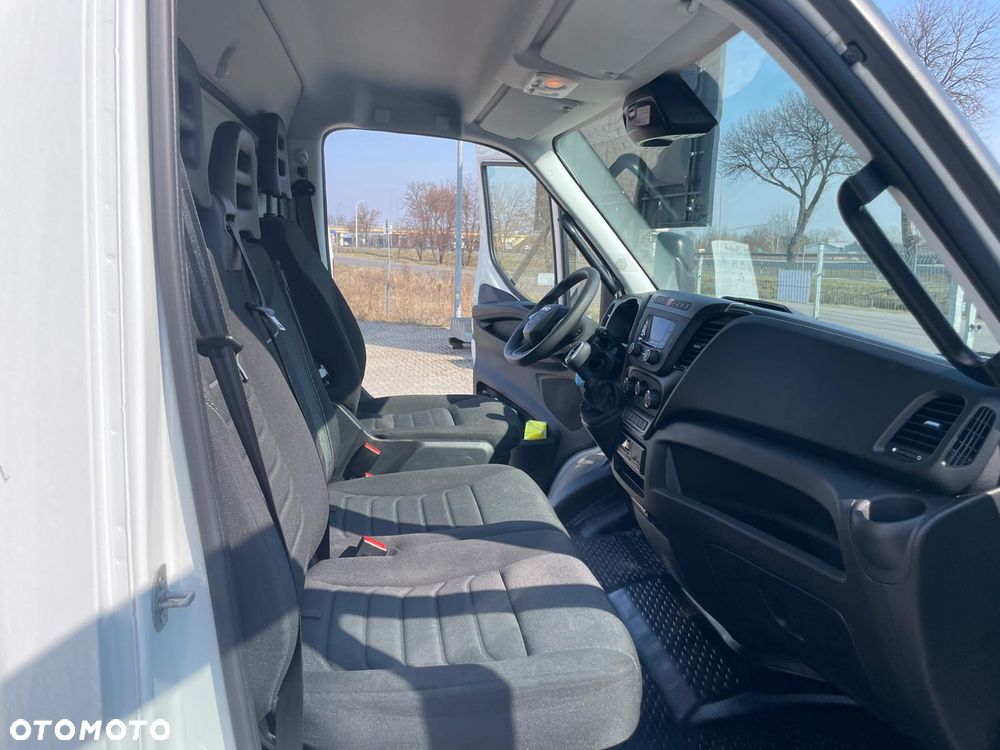 Iveco 70C18A8 Kontener 15EP Winda Pneumatyka Gwarancja - 20