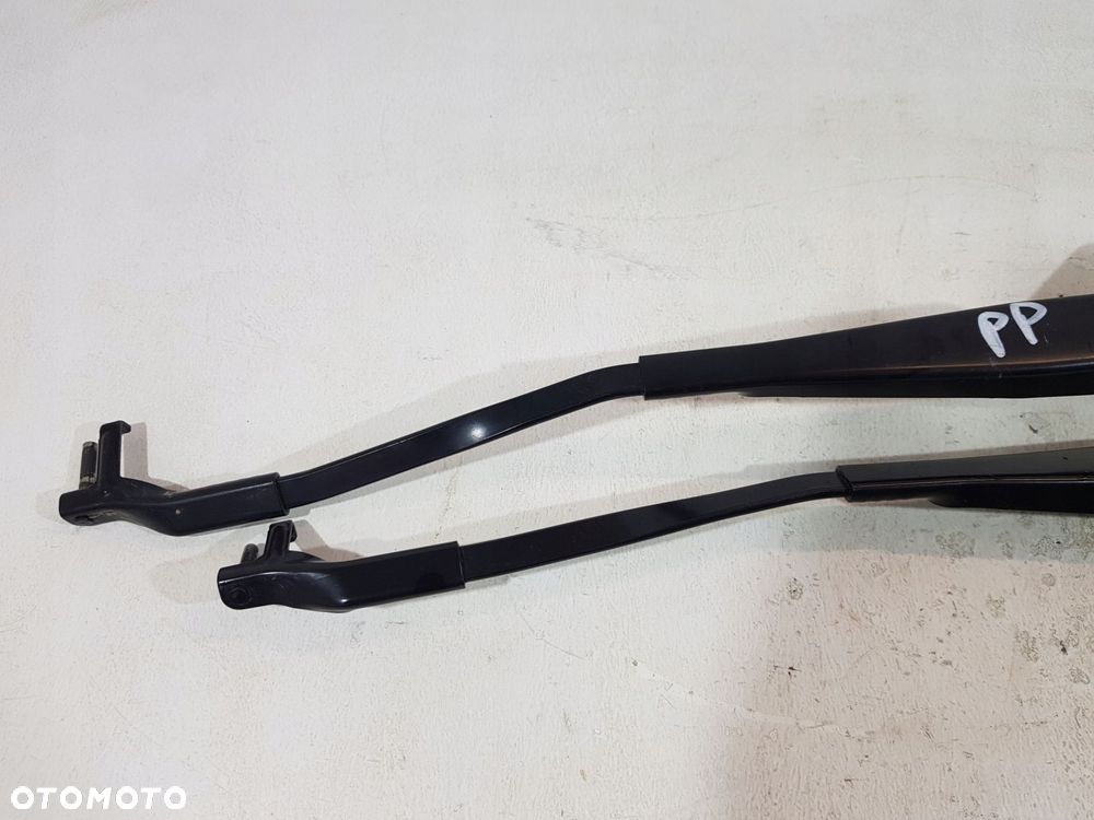 ramiona wycieraczek przód 3392125813 mercedes c-klasa w204 1.8cgi eur - 2