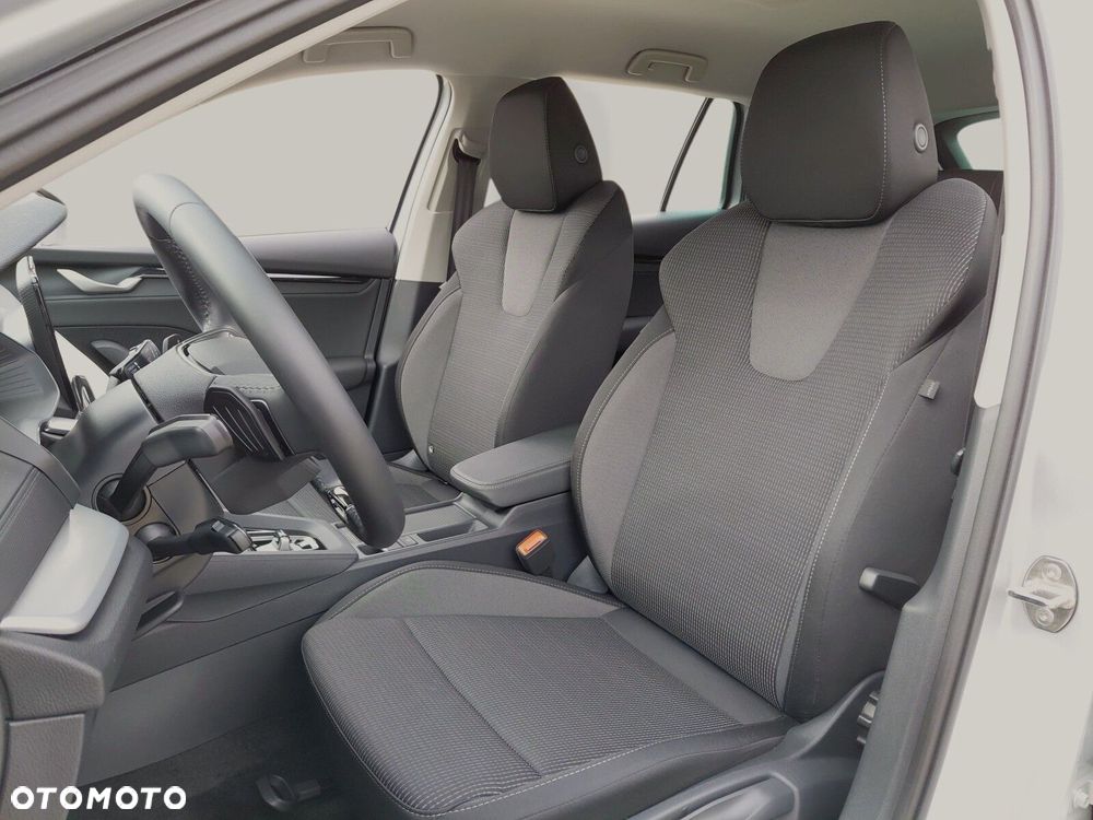 Skoda Octavia 1.5 TSI mHEV Selection DSG - 10
