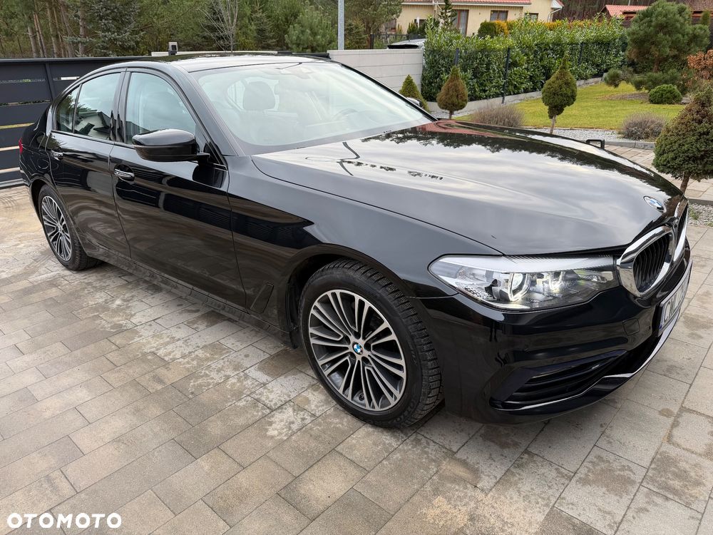 BMW Seria 5 520d xDrive Sport Line - 2