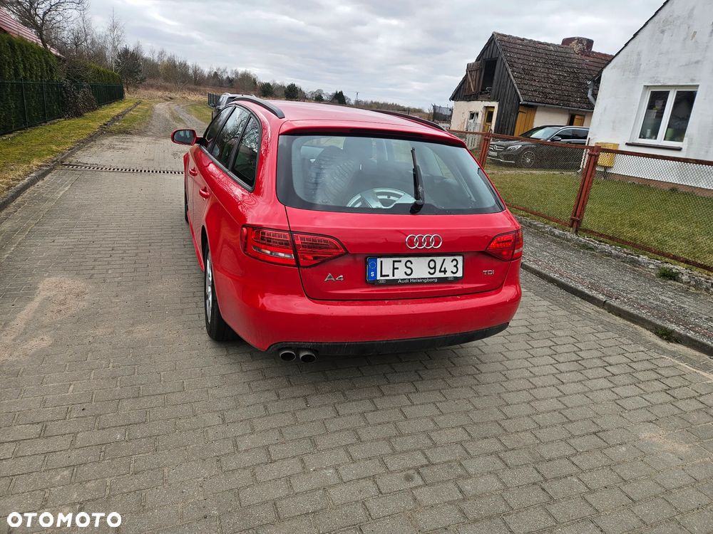 Audi A4 Avant - 13