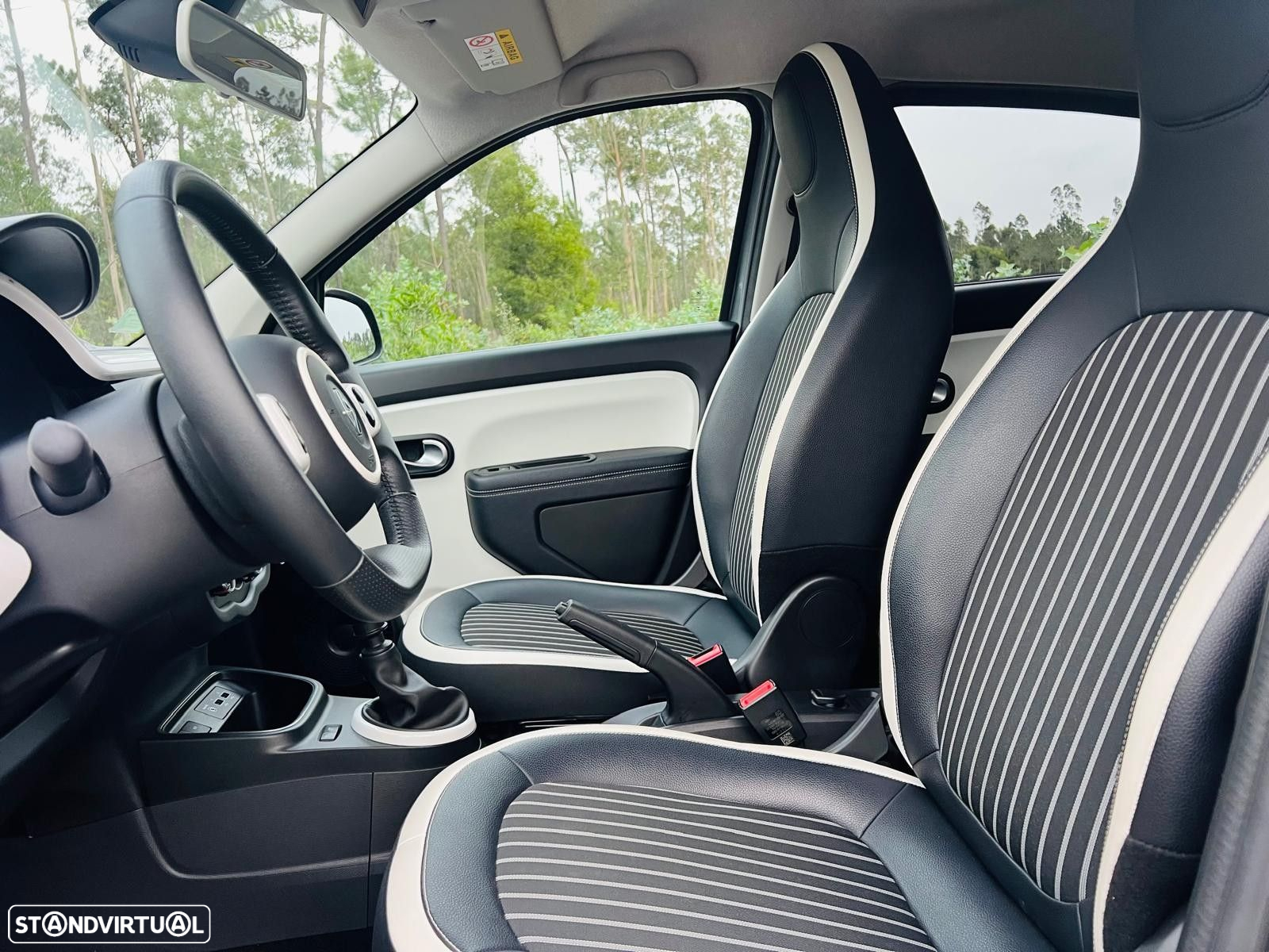 Renault Twingo 0.9 TCe Exclusive - 22